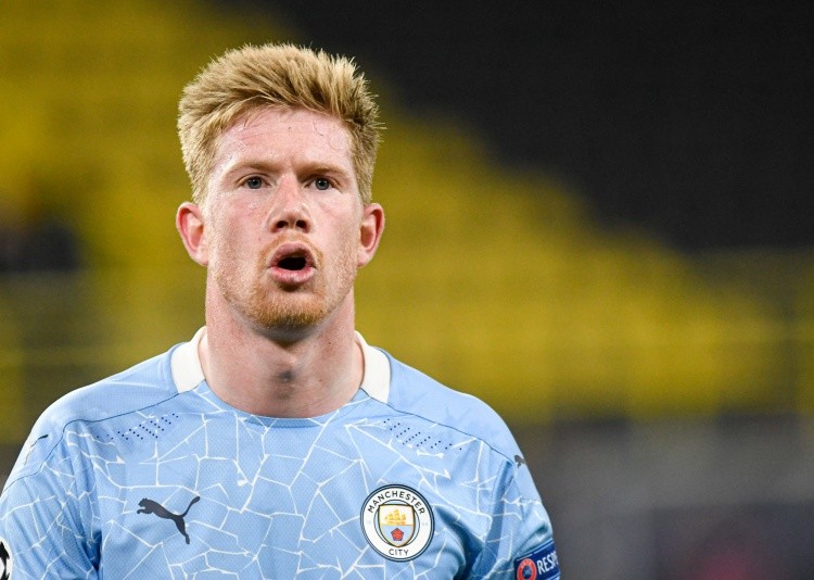 川超凉山队球员飞踹主裁，律师：或面临拘留、罚款和长期禁赛