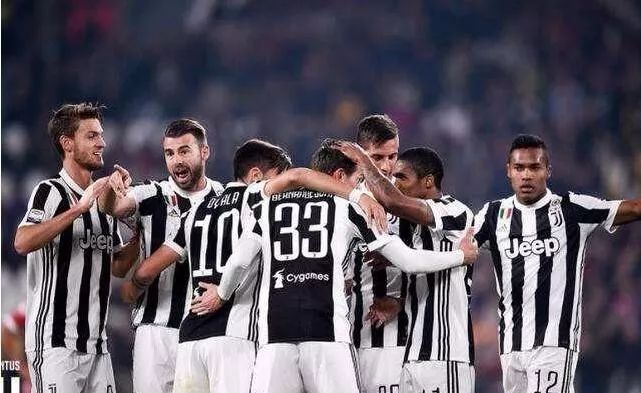 爱尔兰英雄帕罗特含泪接受采访：这就是我们热爱足球的原因（爱尔兰英雄帕罗特哽咽受访：这正是我们钟爱足球的缘由）