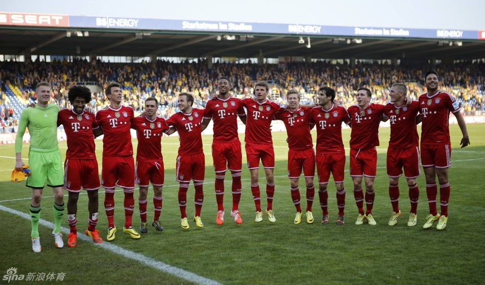 姆巴佩祝贺阿什拉夫当选非洲足球先生：爱你，你是非洲之王（姆巴佩祝贺阿什拉夫荣膺非洲足球先生：爱你，非洲之王）