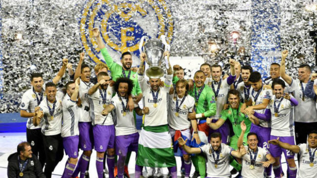 记者：金玟哉因牙齿和肌肉问题将缺席与海登海姆的比赛（因牙齿与肌肉问题，金玟哉无缘对阵海登海姆一战）