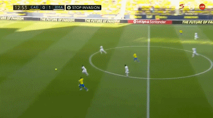 1-0领先巴萨，马竞本赛季西甲15场比赛都率先进球（马竞1-0暂领先巴萨，本季西甲15战场场先开纪录）