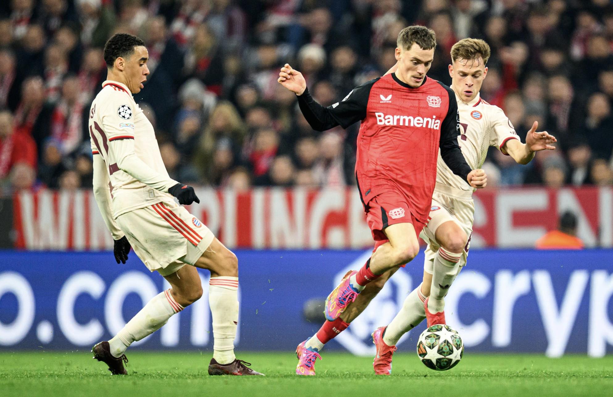 大乌龙！勇士队记：库里是左腿遭遇股四头肌挫伤，而不是右腿