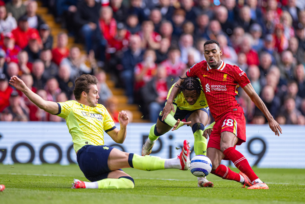 穆勒：孙兴慜是一名非凡的球员，他的任意球破门让人惊叹