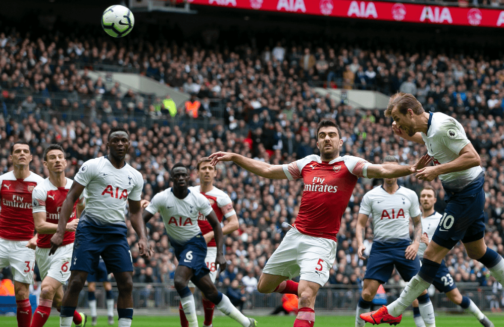 每体：巴萨仍未对莱万做决定，在关注小蜘蛛、凯恩、吉拉西等