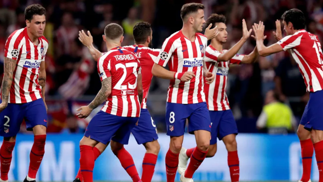 赵丽娜：走了70所学校，女孩踢球屈指可数；想让女孩踢球普及