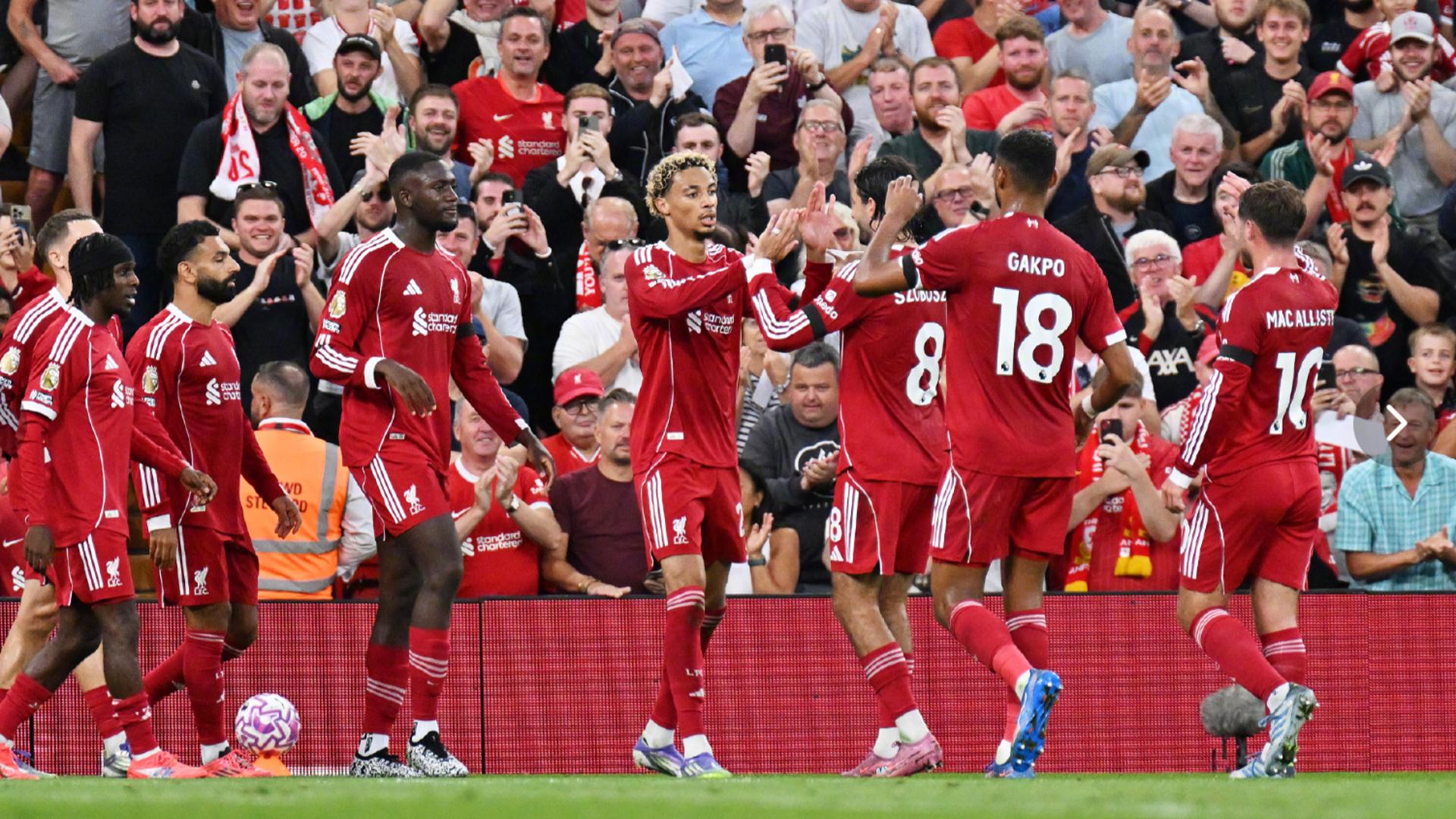 本赛季库追巴同时在场时，勇士攻防效率和净效率均为联盟第二