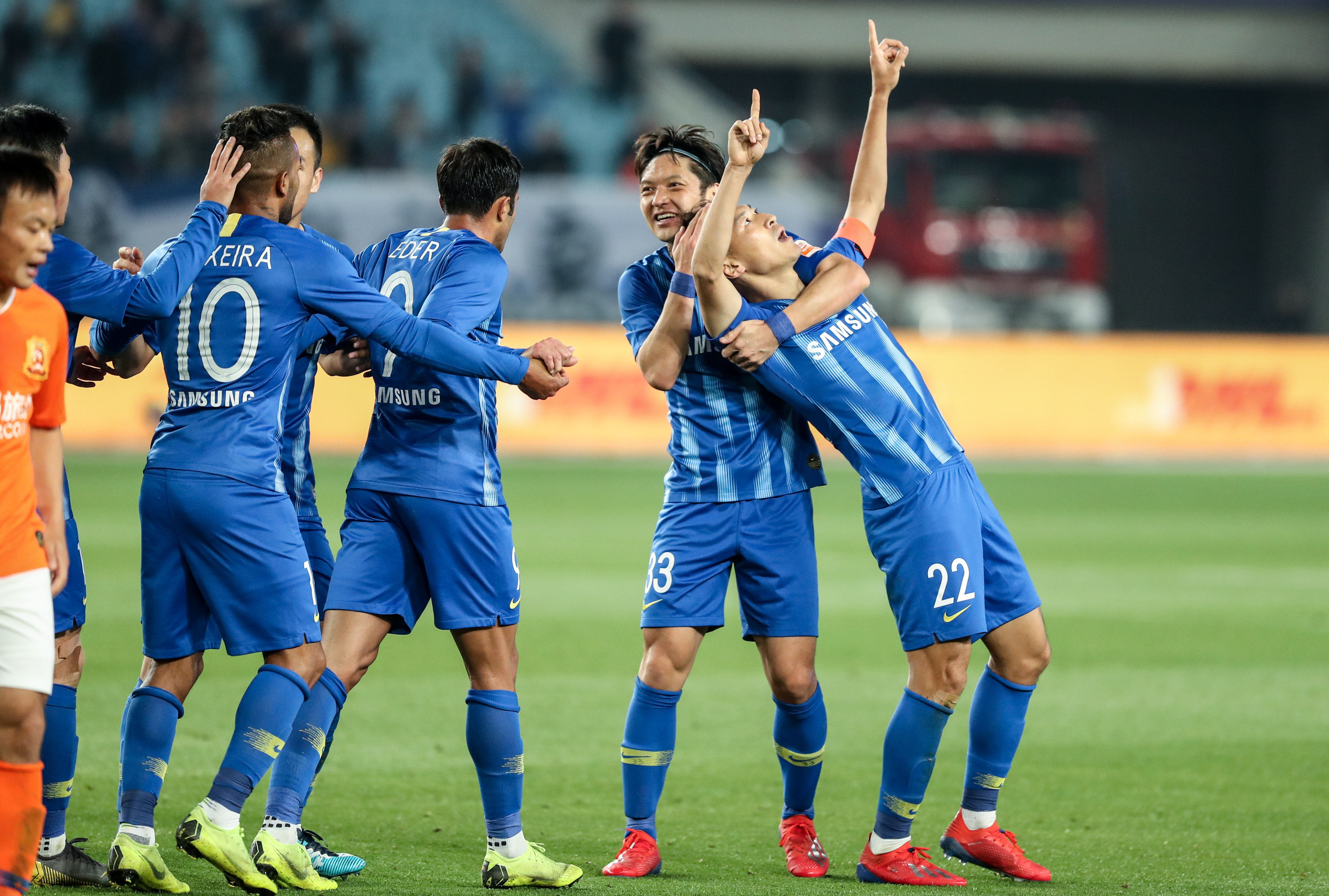 西甲战报：罗梅罗进球被吹，毕尔巴鄂竞技2-0胜莱万特（西甲速递：罗梅罗破门无效，毕尔巴鄂竞技2-0力克莱万特）