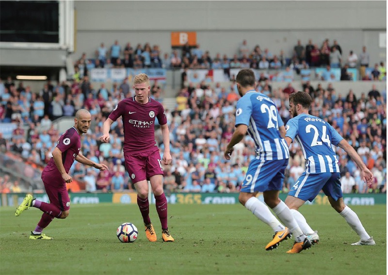 英超：曼联客场2-1击败莱斯特城