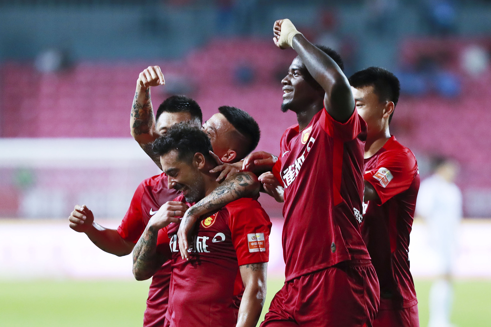 上赛季场均22.5分7.3篮板！山西官宣迪亚洛回归球队