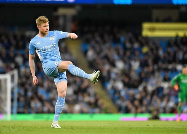 足球世界杯两队提前晋级，最后一轮无悬念