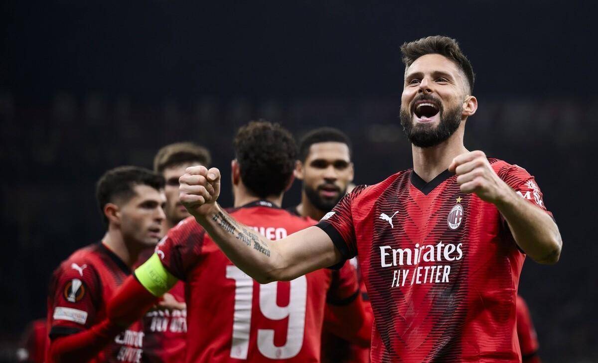 斯卢茨基：对手核心球员我们限制得不是特别好，给了很多机会