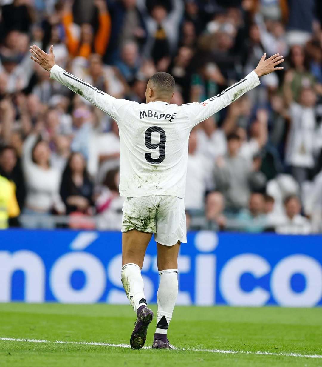 历史首次女裁判担任中超主裁，董方雨将执法西海岸vs亚泰