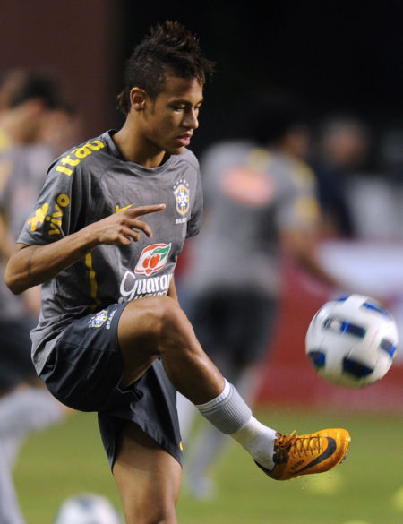 阿斯：皇马内部认为，青年A队门将哈维-纳瓦罗已达一线队水平（阿斯：皇马高层认为青年A队门将哈维-纳瓦罗已具备一线队水准）