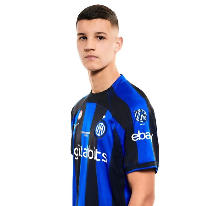 C罗专访预告：用一项七场夺冠的赛事定义历史最佳，这公平吗？