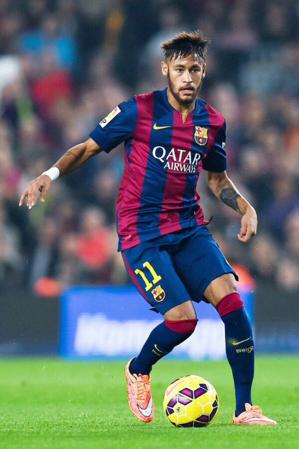 塔利斯卡：费内巴切11年没夺冠，本赛季我们要全力冲击冠军（塔利斯卡：费内巴切已11年无冠，本赛季我们将全力争冠）