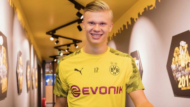 英媒：德利赫特的伤势并不严重，最快有望本周恢复训练