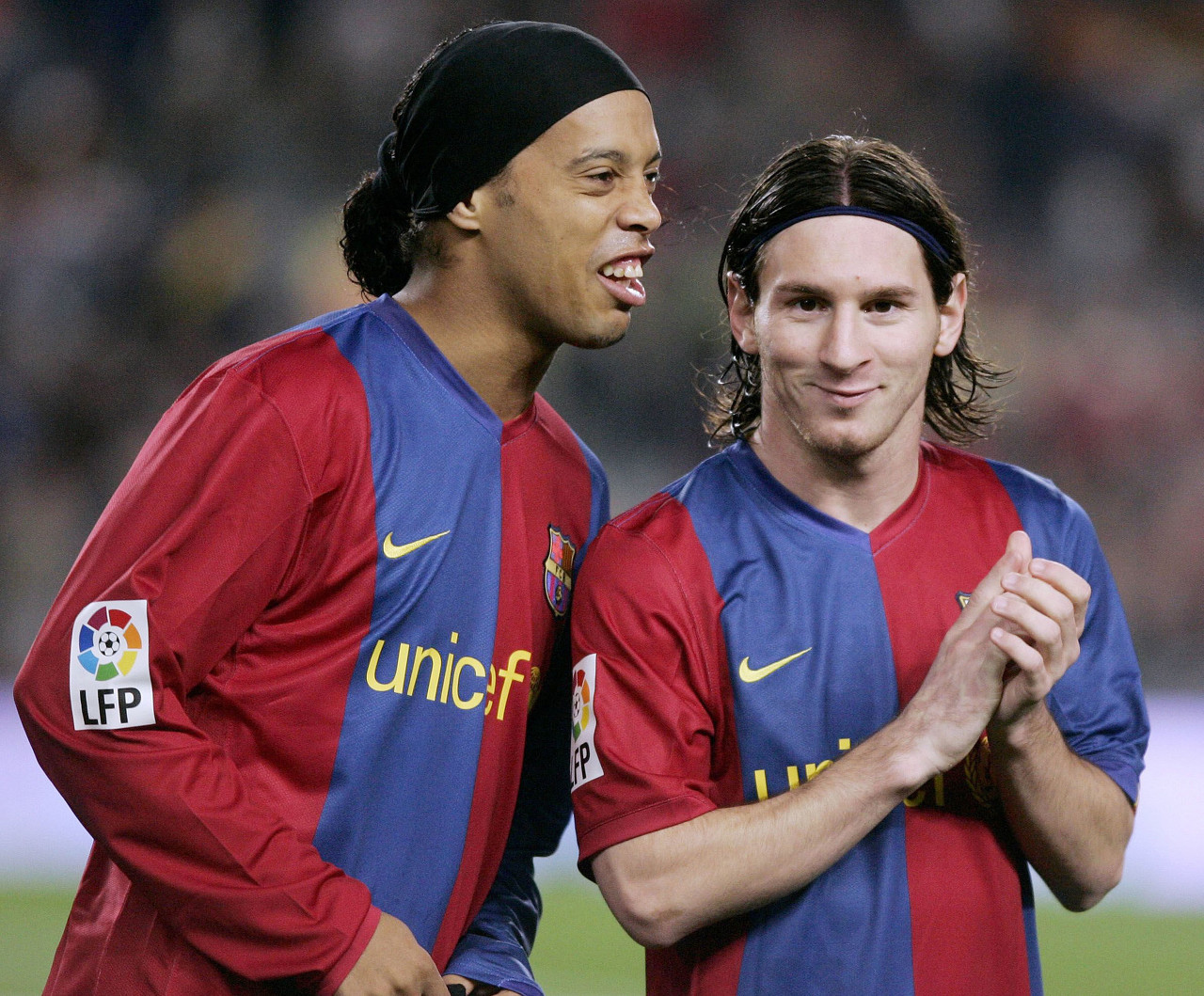 记者：莱比锡预计将接受纽卡对谢什科的9000万欧报价